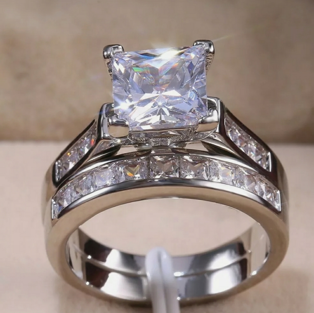SALE! 2.2ct Princess Cut Moissanite Bridal Ring Set